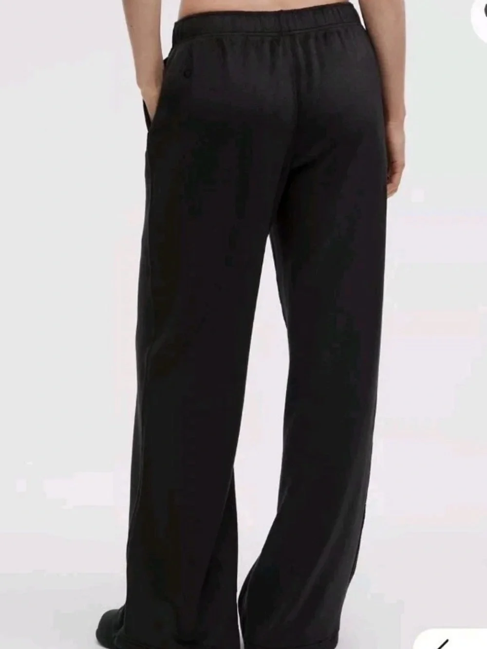 Lululemon Women’s Plush velour Mid-Rise Wide-Leg Pants black casual sz M